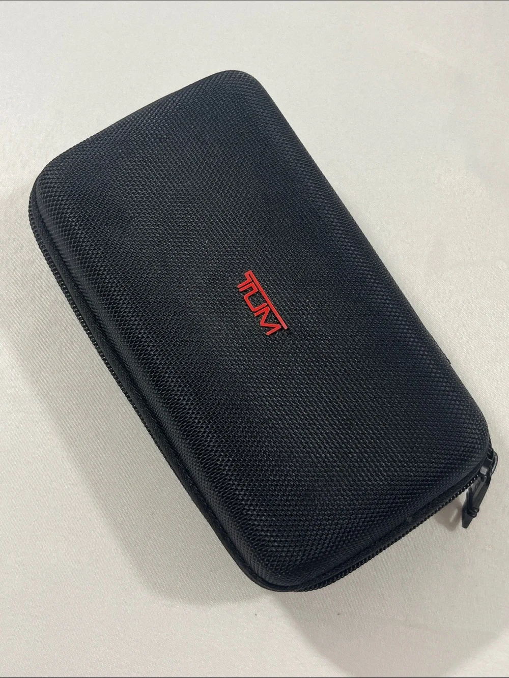 Tumi Accessory/Travel Case - Black - with Travel Samples - new with flaw
